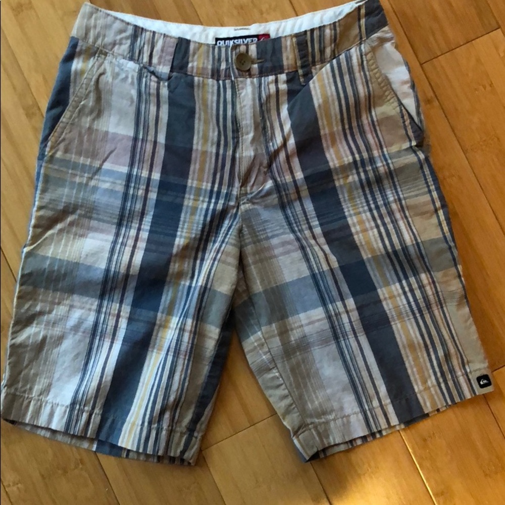 Quicksilver shorts